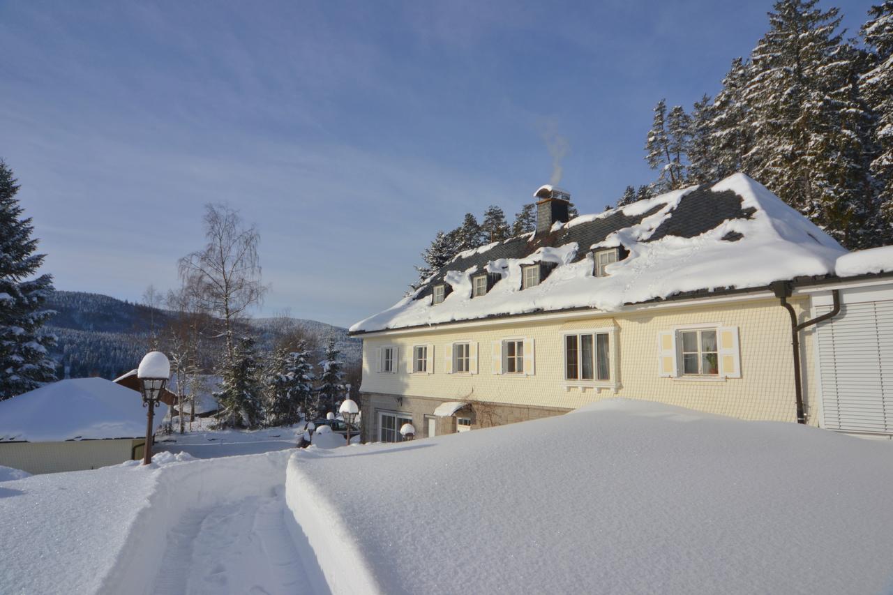Schwarwald Apartment ชลูคซี ภายนอก รูปภาพ